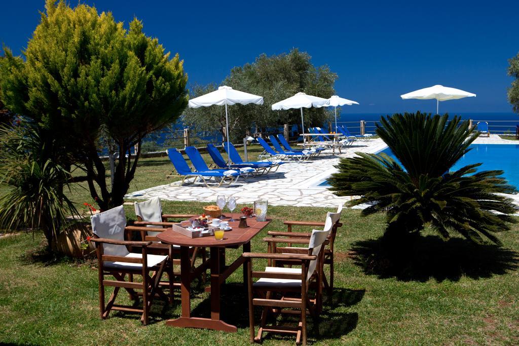 Holiday park Pantheon Agios Nikitas